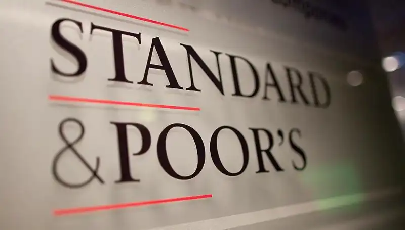 Fransa'nın Kredi Notu Görünümü Negatife Geçti: Ekonomik Riskler Artıyor