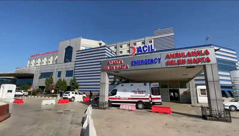 Tavuk Tüketimi Sonrası 225 İşçi Hastaneye Yatırıldı, Taburcu Edildi!