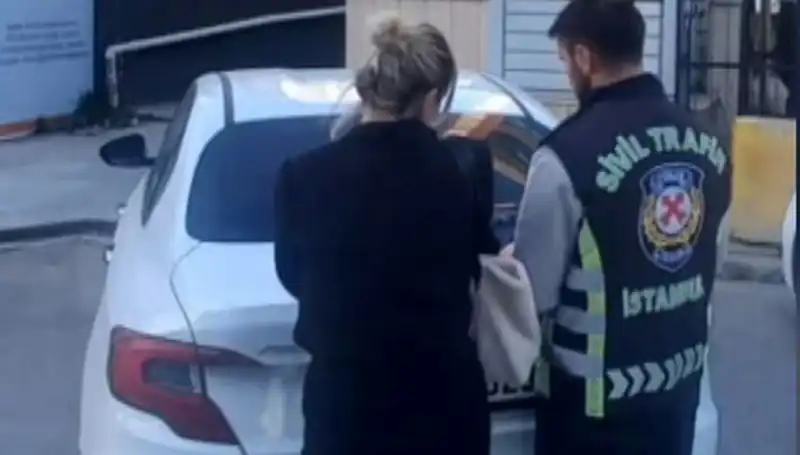 Kadıköy’de Drift Atan Kadın Sürücüye Rekor Ceza: 48 Bin TL!