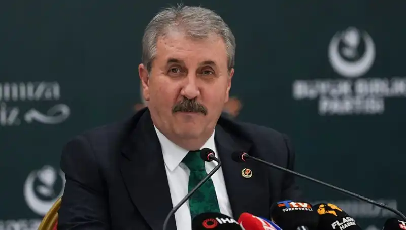 BBP Genel Başkanı Destici'den "Terörsüz Türkiye" Vurgusu: Güven Sorunu Büyüyor