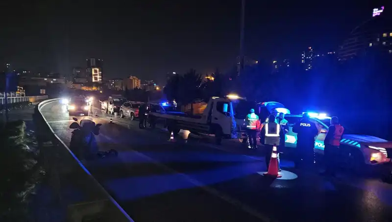 TEM Otoyolu’nda Şok Edici Kaza: Yatan Kişi Metrelerce Sürüklenerek Hayatta Kaldı