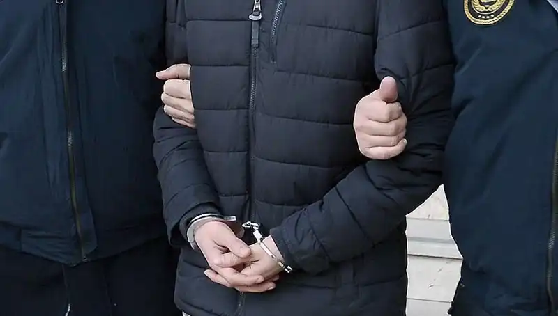 Samsun’daki Firari Hükümlü, Hırsızlık ve Silahlı Tehditle Yakalandı!