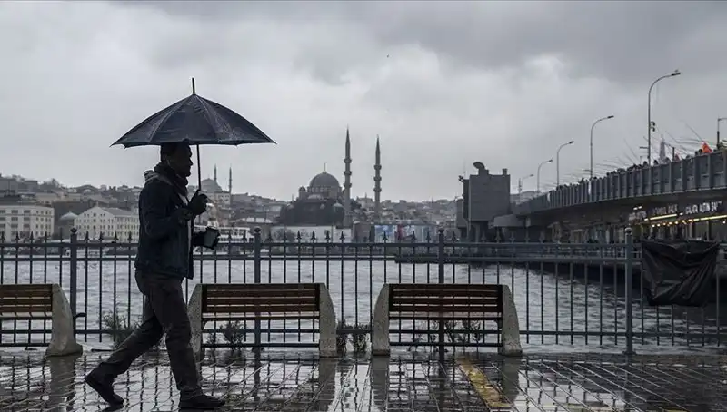 İstanbul'da Bahar Rüzgarları Sona Erdi, Kış Yeniden Kapıda
