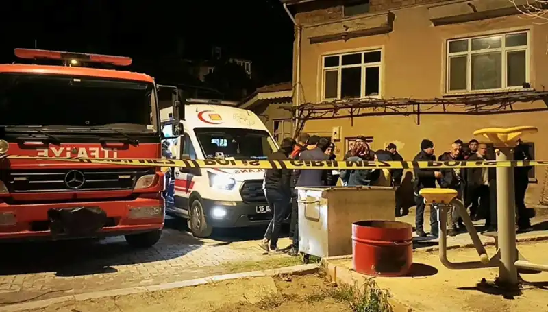 Yaşlı Adamın Gizemli Ölümü: Yanmış Cansız Bedeni Nerede Bulundu?