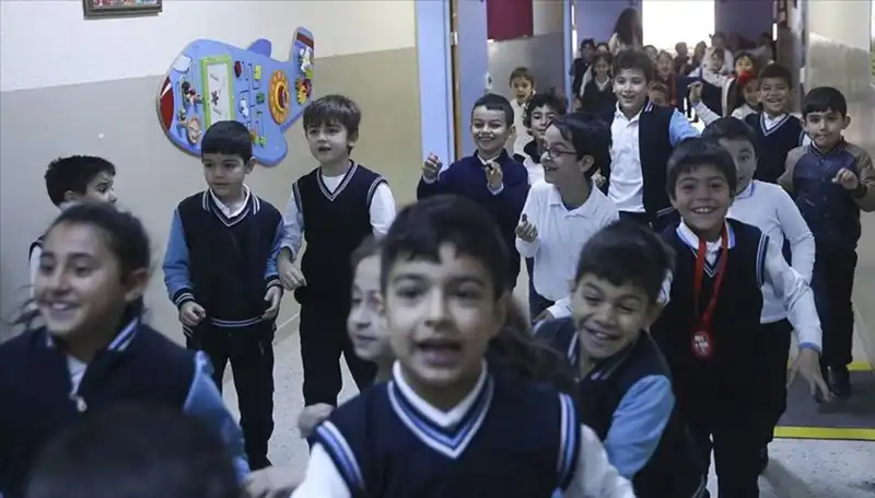2025 Okul Açılış Tarihi Belli Oldu! Eğitim Takvimi Açıklandı