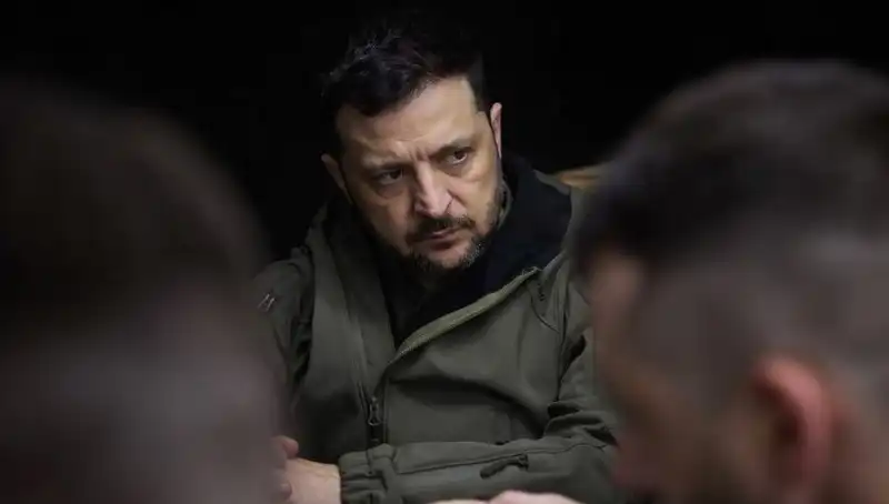 Zelenski'den NATO’ya Sert Tepki: "Nadir Element Anlaşmasında Yok"