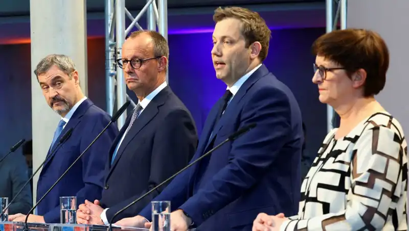Almanya'da Siyasi Dönüşüm: SPD, CDU/CSU ile Koalisyonu Onayladı