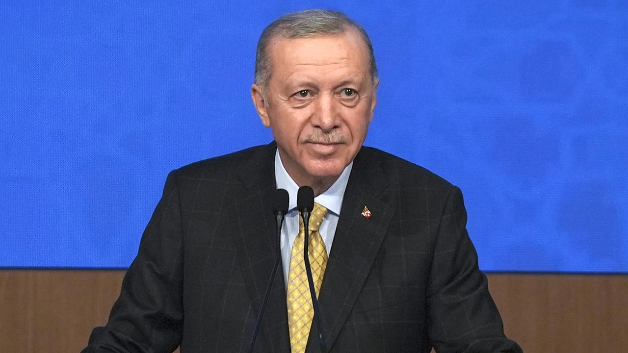 Cumhurbaşkanı Erdoğan: Depremzedelere yeni konut müjdesi
