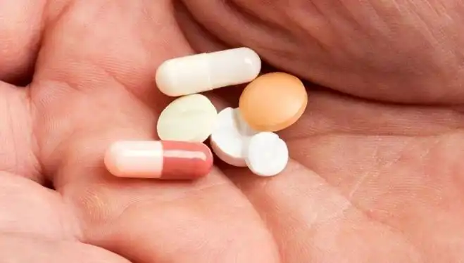 Milyonlarca Kişi Kullansa da, Reçetesiz İlaçların Tehlikesi Nedir?