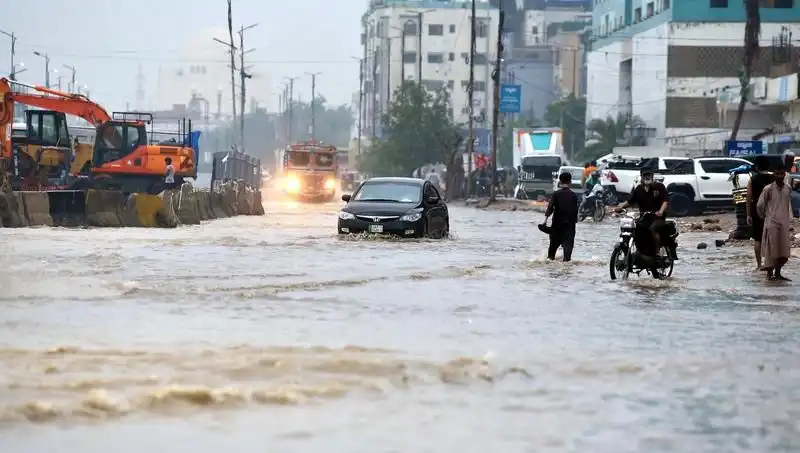 Pakistan'da Muson Yağmurları Felaketi: Ölü Sayısı 785’e Ulaştı, Acil Yardım Bekleniyor