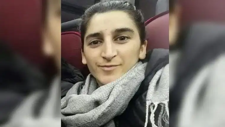 Genç Kızın Gizemli Ölümü: Üç Gün Sonra Ağaçta Bulundu