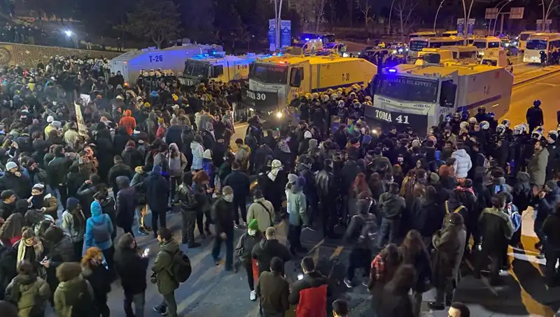 İstanbul ve Ankara’da Öğrencilerden İmamoğlu İçin Eylem: Gözaltılara Tepki