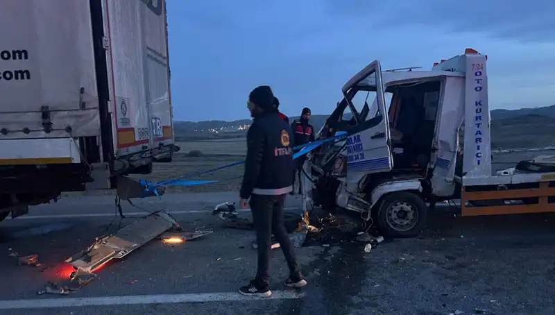 Çekici Kazanın Ardından Faciaya Yol Açtı: Dört Yarı