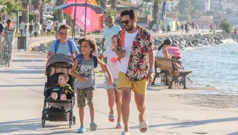 Ne Olacak Halim Filmi: Efsane Dizi Oyuncuları ile Yeniden Buluşuyor