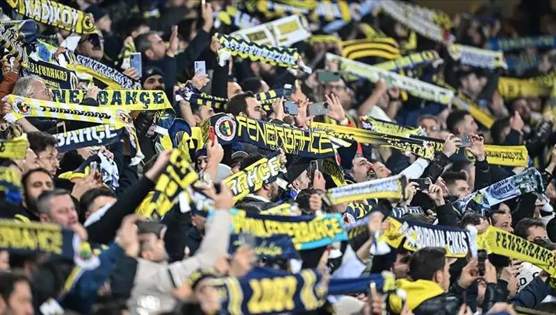 Fenerbahçe'de 2023-2024 Kombine Fiyatları Açıklanarak Taraftarları Şaşırttı!