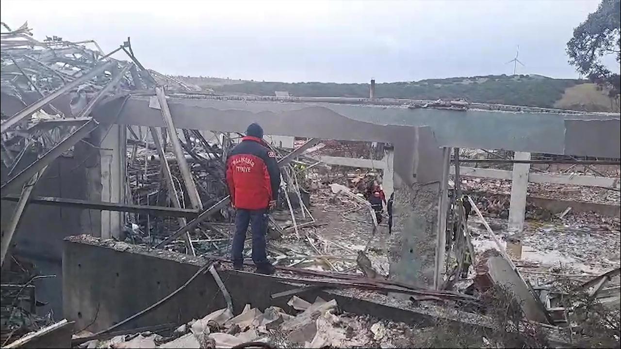 Balıkesir'de Patlayıcı Madde Fabrikasında Patlama Meydana Geldi