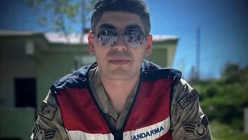 Kadir Astsubayın Halı Saha Maçındaki Büyüleyici Anısına Veda