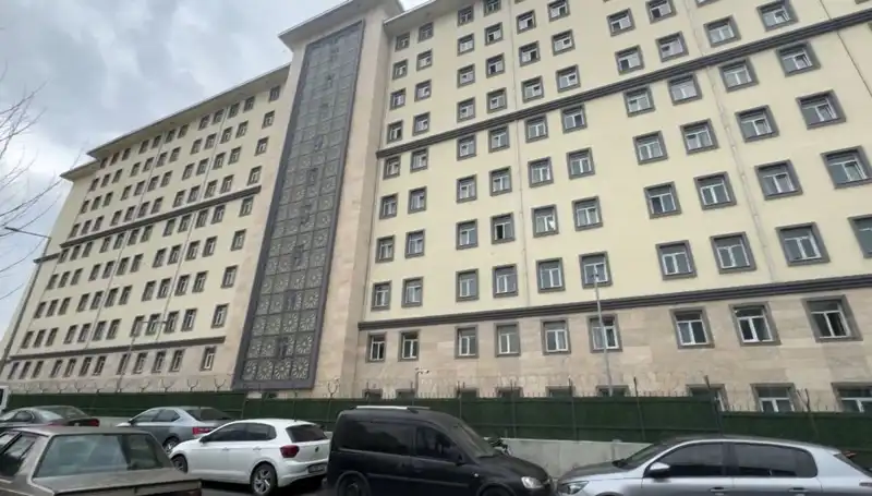 Kız Öğrenci Yurdunda Şok Olay: Takip ve Gizli Arama Skandalı