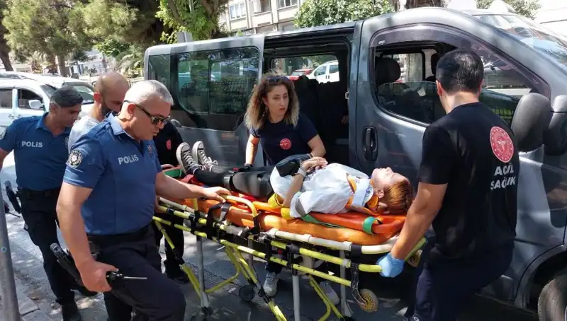 Samsun'da Minibüs Kazası: 5 Yaralı, Durum Ciddi!