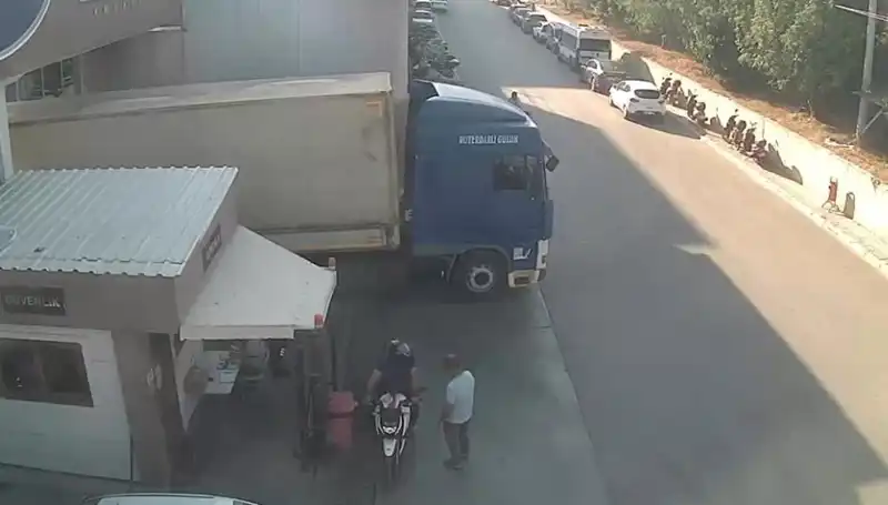 Milyonlarca Liralık Ürün Operasyonunda Nakliye Şebekesi Çökerildi