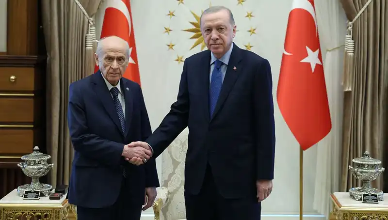 Cumhurbaşkanı Erdoğan ve Bahçeli'nin Kritik Görüşmesi: Siyasi Gelişmeler Ne Olacak?