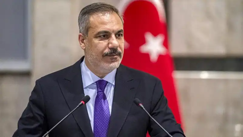 Bakan Fidan'dan Dikkat Çeken Açıklamalar: "Cin Şişeden Çıktı" İfadesi Ne Anlama Geliyor?