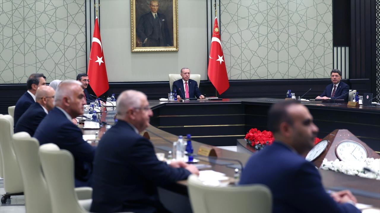 Kabine Suriye ve Asgari Ücret Konuları İçin Toplanıyor