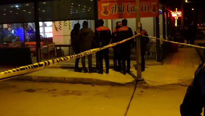 Kahvehanede Çıkan Silahlı Saldırı: Bir Ölü, Dört Yaralı!