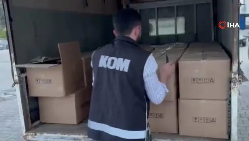 Portakal Çiçeği Karnavalı'na Tuzak! Polis Hareket Geçti ve Olay Patoz Evlenmeyecek