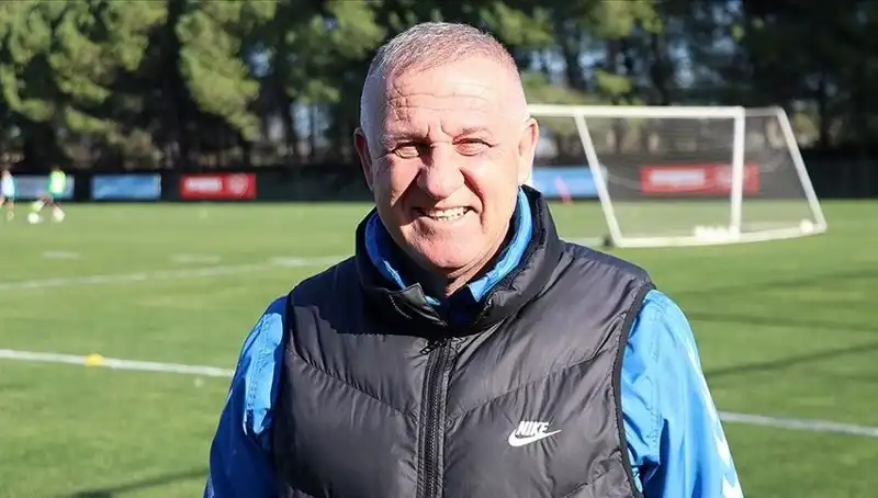 Ankaragücü'nde Süpriz Gelişme: Mesut Bakkal Gönderildi!