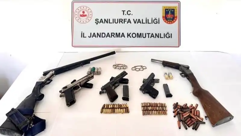 Şanlıurfa'da Ruhsatsız Silah Operasyonuyla İlginç Tutuklamalar