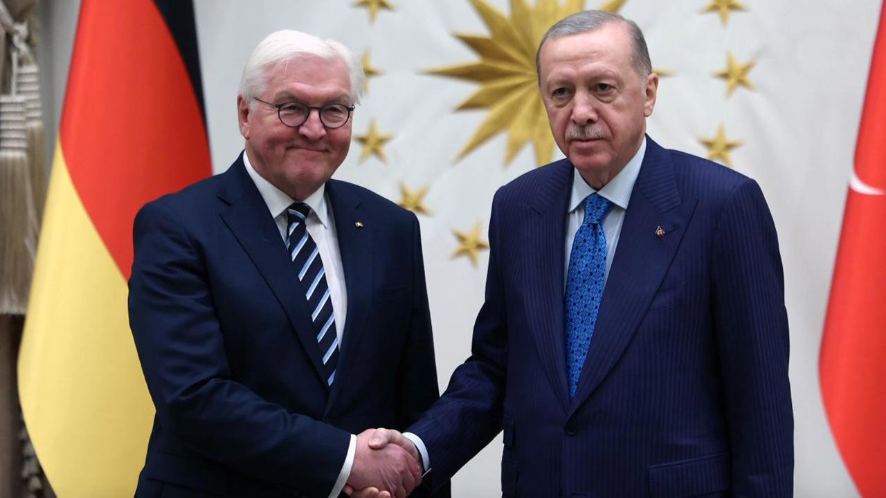 Cumhurbaşkanı Erdoğan, Almanya Cumhurbaşkanı Steinmeier ile Görüştü