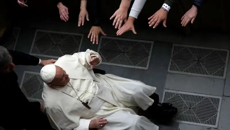 Papa Francis'in Görev Süresi: İstifa Gündemi ve Tarihi Olaylar