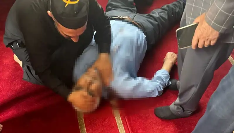 Aksaray'da Camide Namaz Kılarken Bıçaklanan İsmail Bey'in Dramı